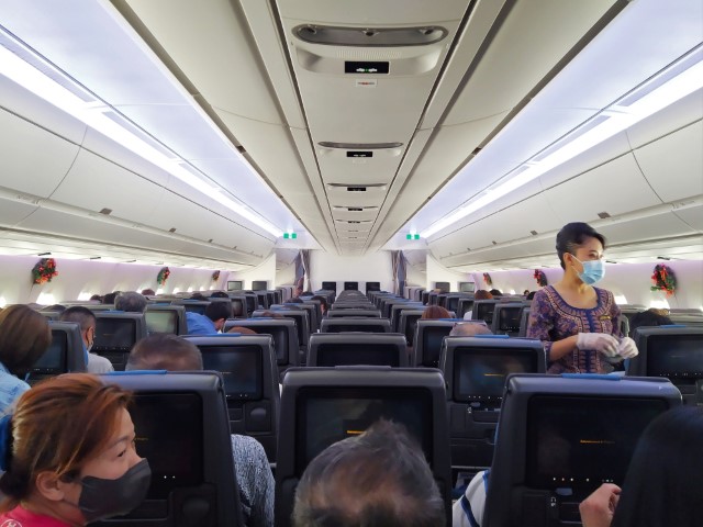SQ Airbus A350 3-3-3 Seat Configuration from Hanoi to Singapore by Singapore Airlines