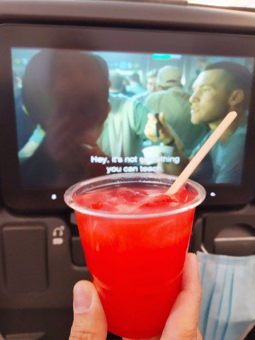 SQ flight from Hanoi to Singapore Airbus A350 - Singapore Sling