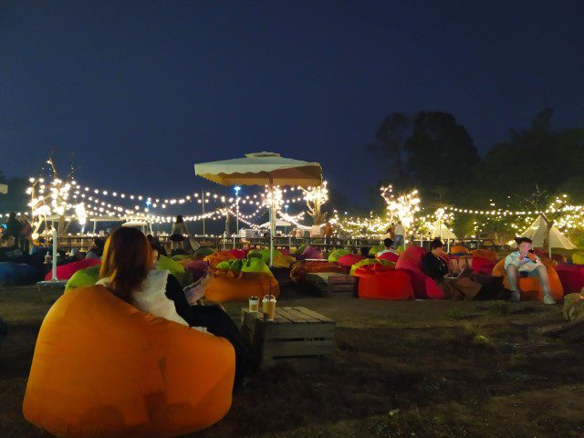 Fairy Lights and Star Gazing at Six Doong Cafe Vuon Hoa Phuong Linh Hanoi Botanical Gardens