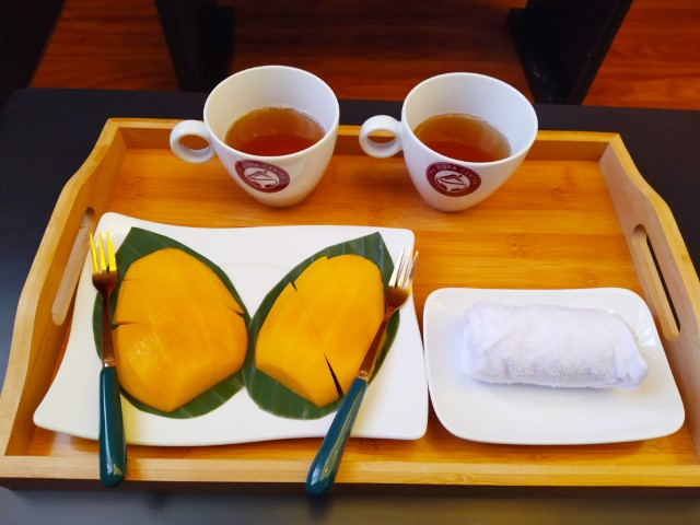 Sweet mangoes at the end of massage treatment at Fuji Spa Center Hanoi