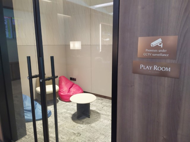 Play Room in The Living Room Business Class SilveKris Lounge Singapore Changi Airport Review