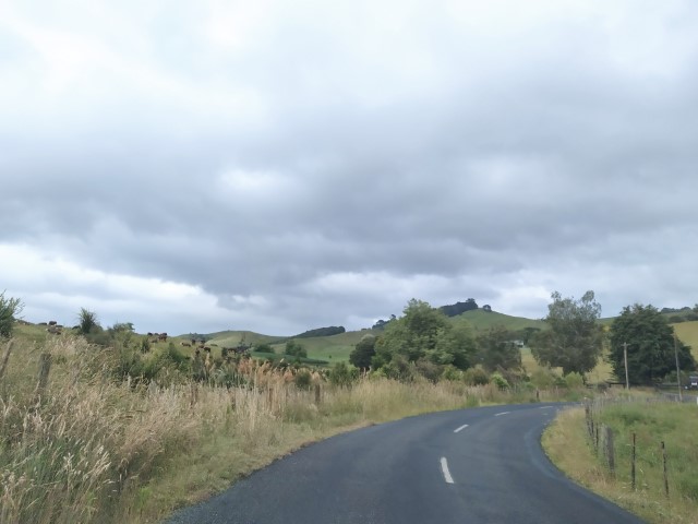 First sighting of the "rolling hills" near to Hobbiton