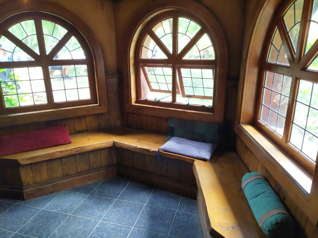 Window seats inside the Green Dragon Inn Hobbiton New Zealand Review