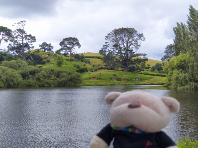 2bearbear by the lake inside Hobbiton at The Shire