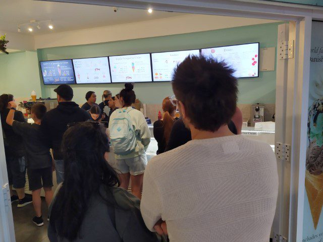 Long Queue at Lady Janes Ice Cream Parlour Rotorua New Zealand Review