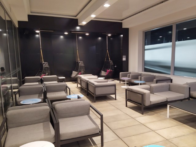 Air New Zealand Lounge Auckland Airport Review - Swing swing