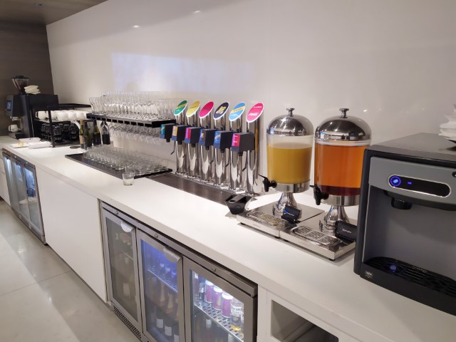 Air New Zealand Lounge Auckland Review - Non Alcoholic Drinks
