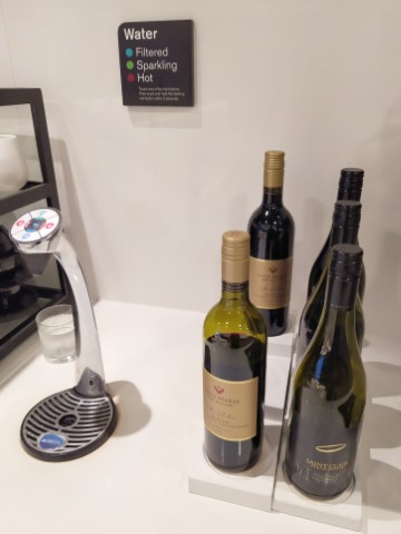 Air New Zealand Lounge Auckland Review - Red wines and water dispenser