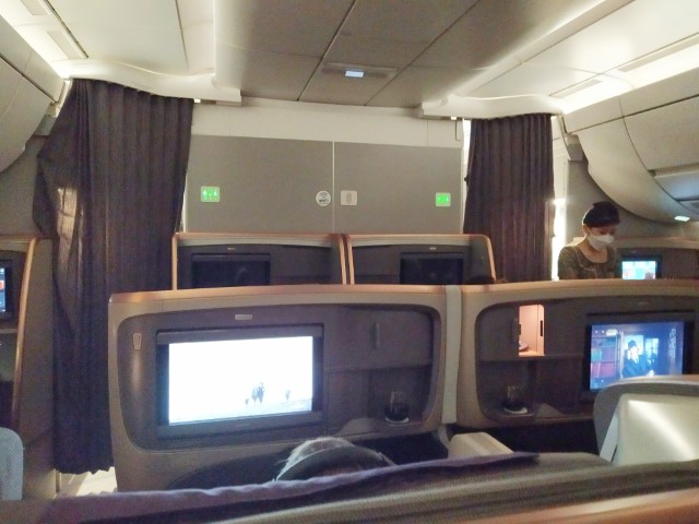 SQ Business Class from Auckland to Singapore Review