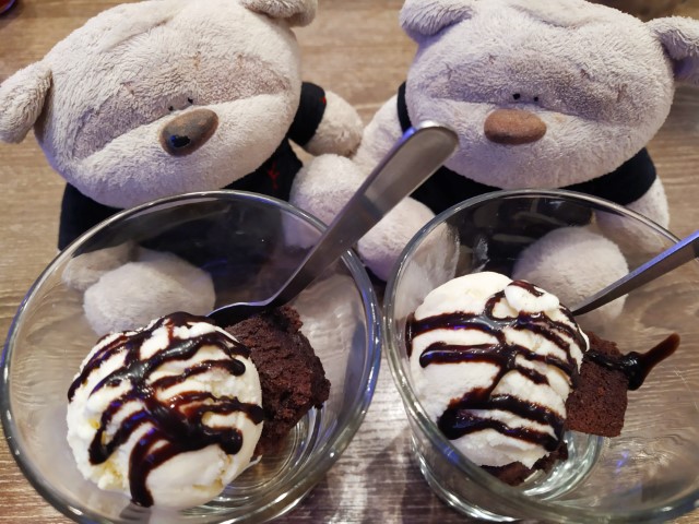 "Massage and Feast" Package Hard Rock Cafe Penang - Ice Cream Desserts