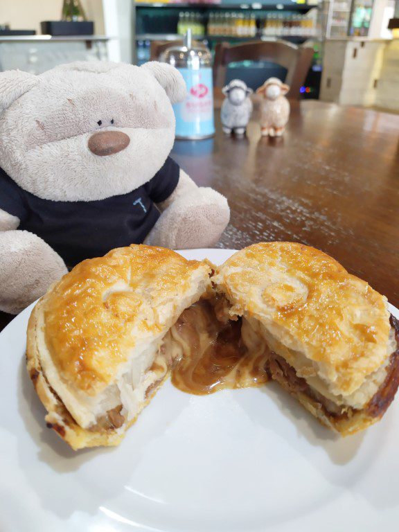 Waitomo Homestead Ale Steak and Cheese Pie ($4.5)