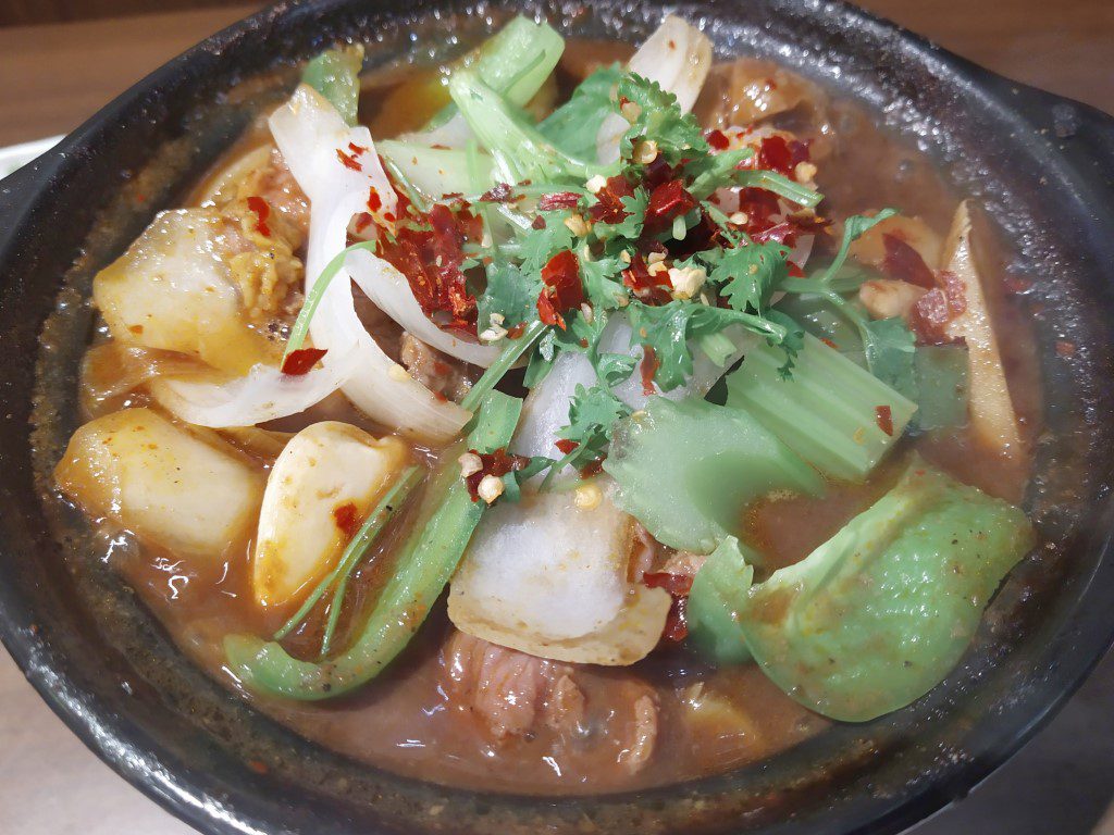 Chicken Hotpot Compass One Review - Signature Chicken Hotpot Closeup (鸡公煲 - $19.80)