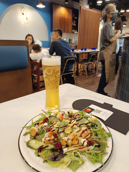 Pizza Express Millenia Walk Review - Leggera Superfood ($27) and Full Pint of Peroni ($14)