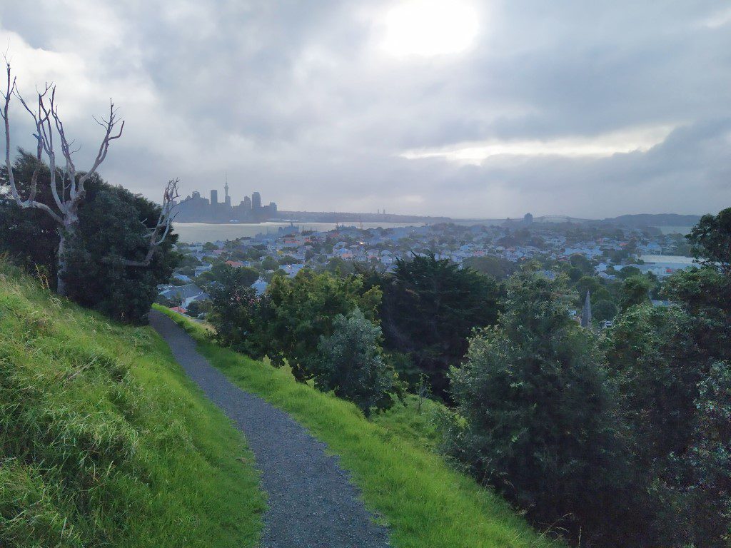 Walking up Takarunga / Mount Victoria Devonport