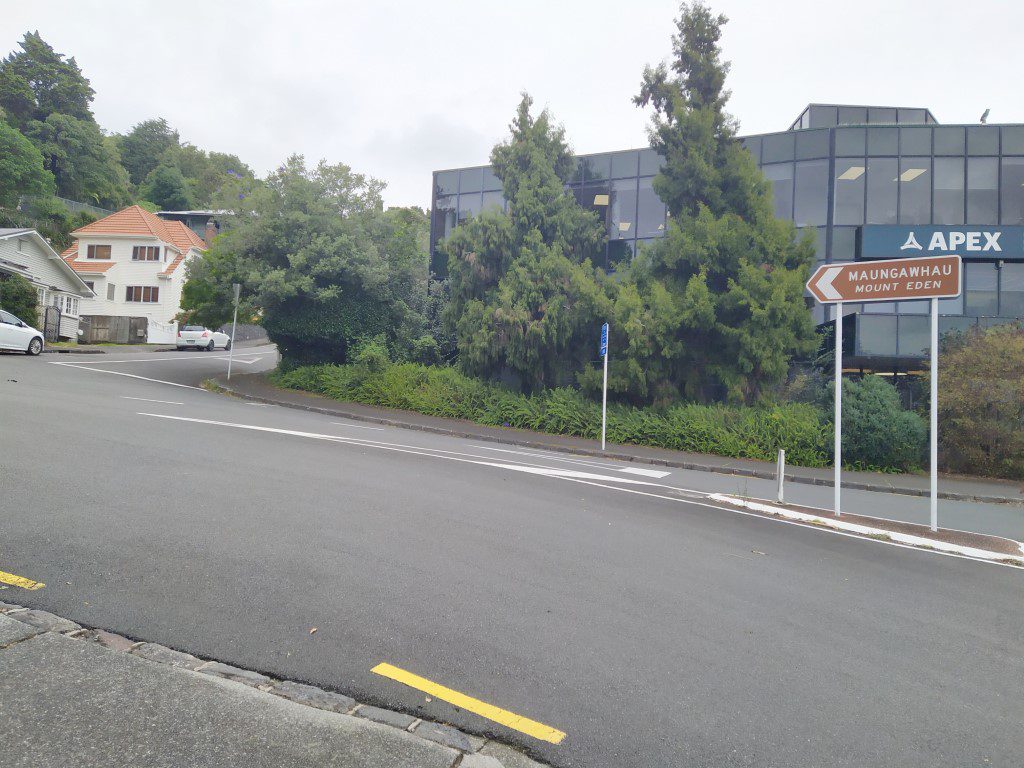 Street parking for our visit to Mount Eden Auckland (Maungawhau)