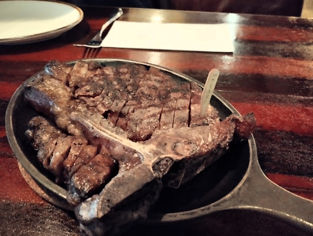 Bedrock Bar & Grill Dry Aged Beef
usda t-bone, 500g