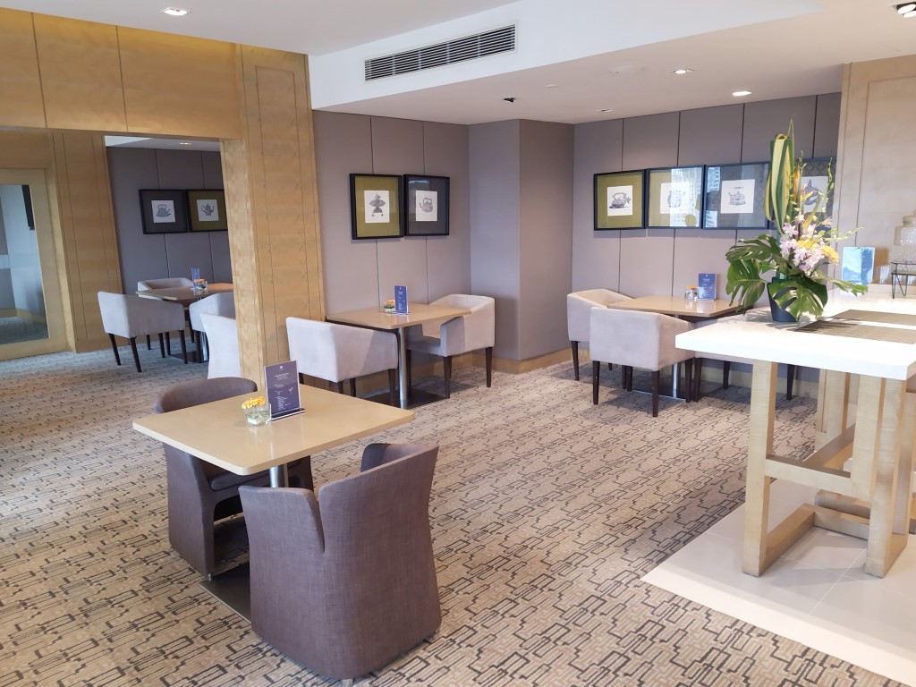 DoubleTree Hilton JB Executive Club Lounge Review