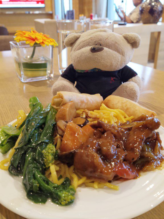 DoubleTree Hilton Johor Bahru JB Executive Lounge / Club Lounge - What 2bearbear Had