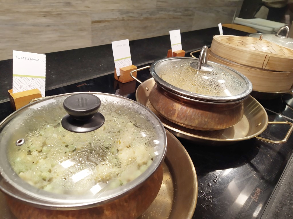 DoubleTree Hilton Johor Bahru Makan Kitchen Breakfast Review - Indian Cuisine (Masala Potato)