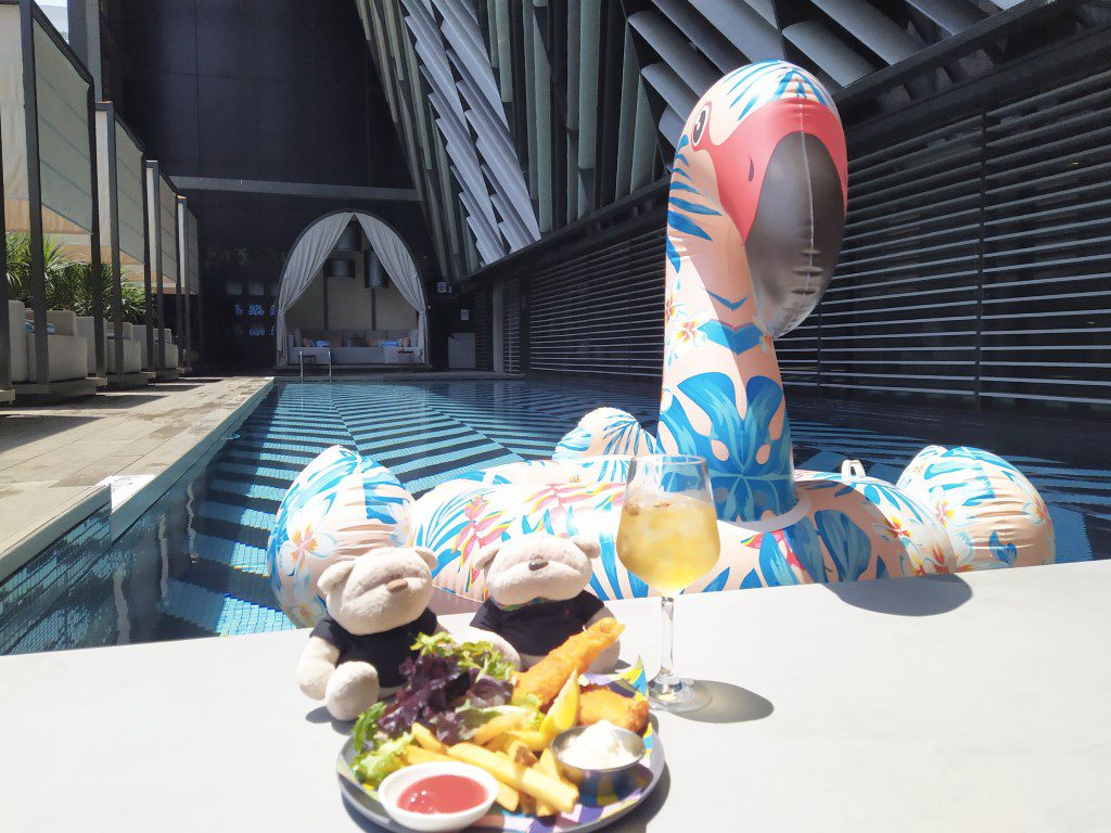 Instagrammable Swimming Pool of Pullman Singapore Orchard Hotel Review