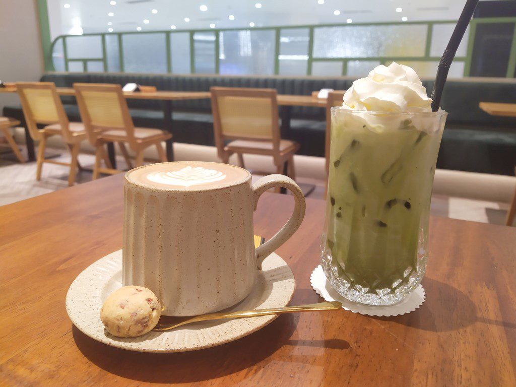 Manzanita Patisserie & Boulangerie Paradigm Mall Latte and Iced Matcha Latte (11.80RM each)