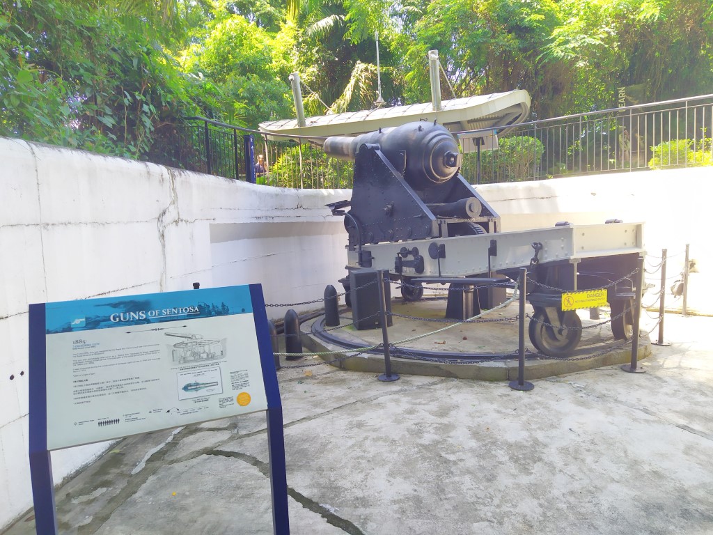 Fort Siloso Sentosa - Guns of Sentosa