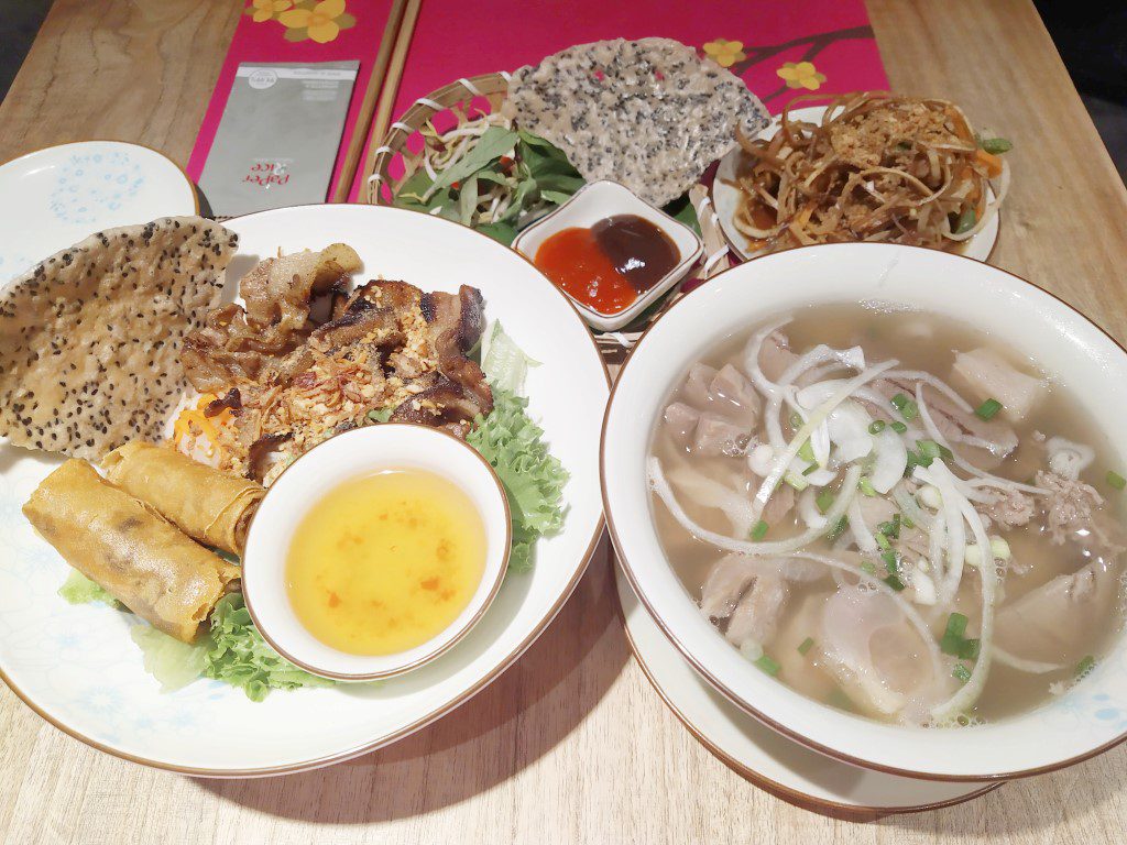 Paper Rice Vietnamese Kitchen Changi City Point - What We Had Beef Pho and Grilled Pork Vermicelli