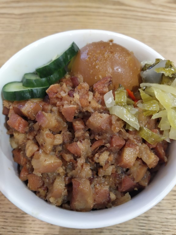 Isshin Machi Review -  Hakka-style Braised Meat Rice 客家滷肉飯