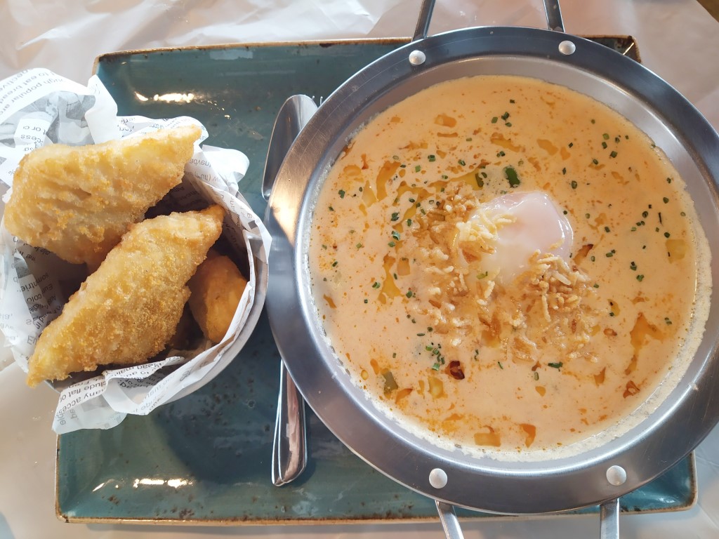 Dancing Crab Value Lunch Sets Review - Poached Rice in Lobster Bisque Soup served with Fried Fish Fillet ($19++)