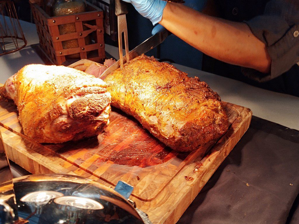 CARVING STATION - Slow Roasted Ribeye Clove Buffet Swissotel The Stamford