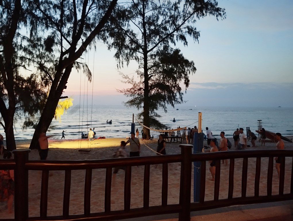 Pepper Restaurant Vinpearl Resort and Spa Phu Quoc - Views of Sunset