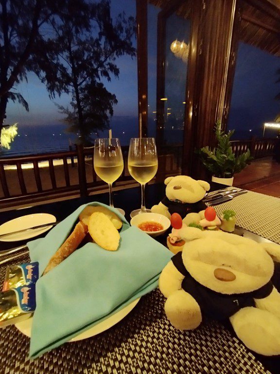 Bread and wines as starters at Pepper Wine Vinpearl Phu Quoc