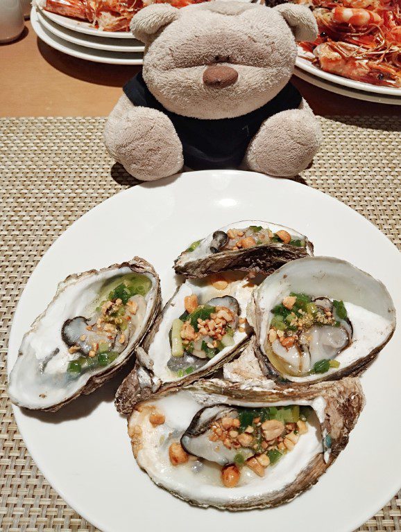 Seashells Phu Quoc Hotel Coral Restaurant Seafood Buffet Dinner - Grilled Oysters